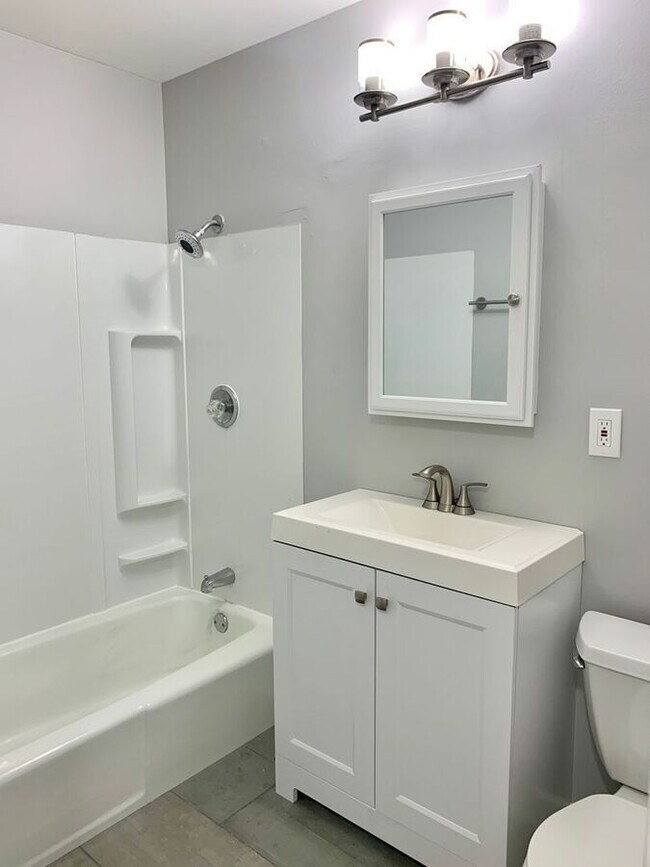 Building Photo - 358 Mayfield Ave