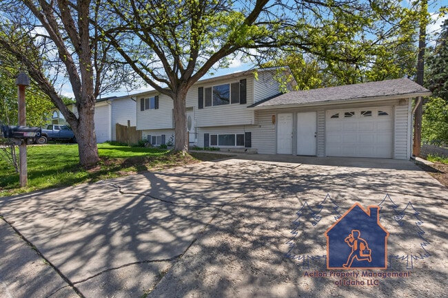 Building Photo - 510 Elmwood Dr