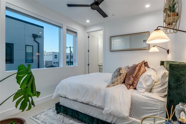 Building Photo - 4805 Manett St