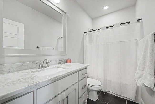 Building Photo - 1007 Bendelow Dr