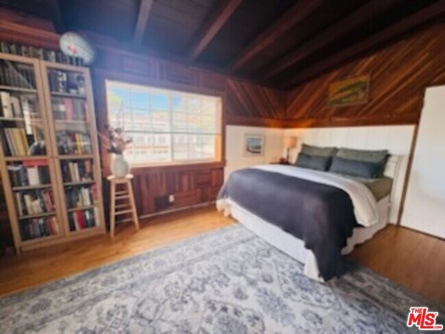 Building Photo - 22844 Pacific Coast Hwy