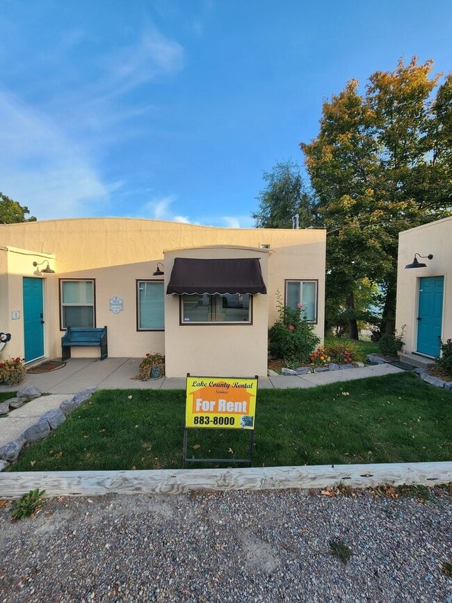 Building Photo - Furnished 1 BDRM/ 1 BA Lakeview Duplex in Polson, MT.