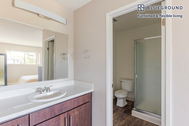 Building Photo - 350 Budd Ave