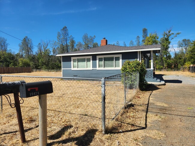 Building Photo - 3 bedroom home in Anderson