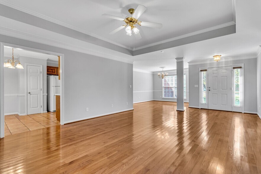 Building Photo - 207 Andy Johns Dr