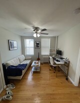 Building Photo - 232 Hanover St