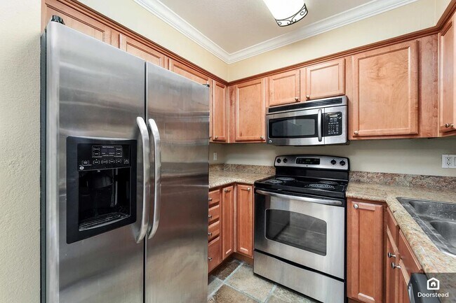 Building Photo - 298 Eastridge Dr