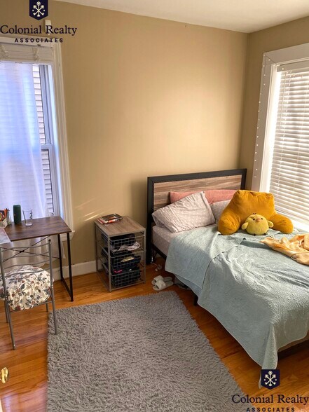 Building Photo - 17 Highgate St