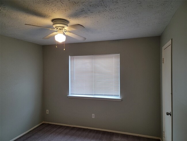 Building Photo - 18506 Andalusian Dr