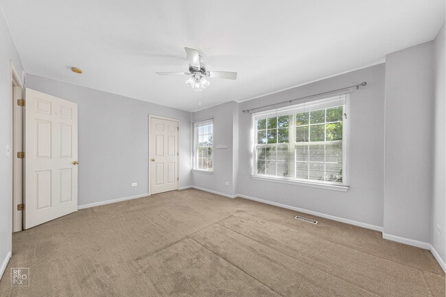 Building Photo - 1170 N Nature Ct