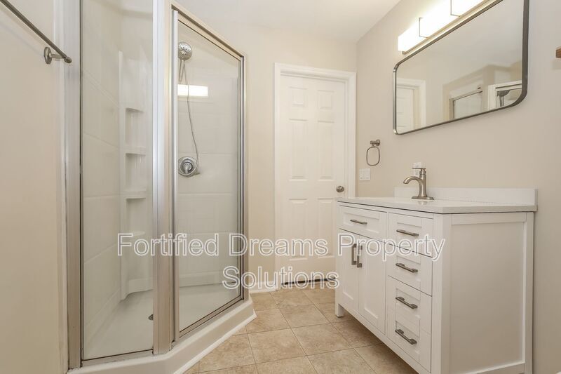 Building Photo - 4330 Alamance Rd