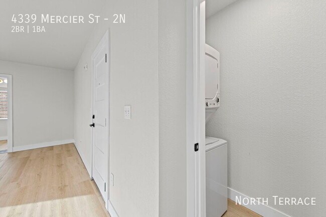 Building Photo - 4339 Mercier St