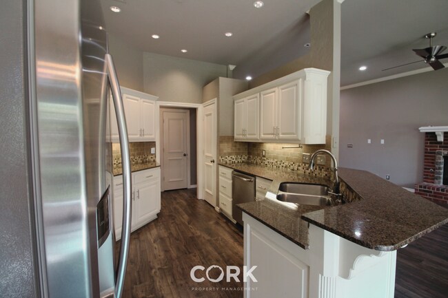 Building Photo - 2808 Stonebrook Rd