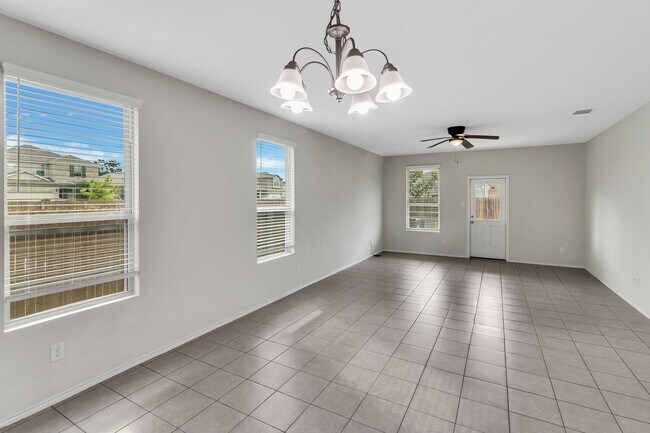 Building Photo - 5216 Cressler Ln