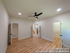 Building Photo - 9311 Llano Verde