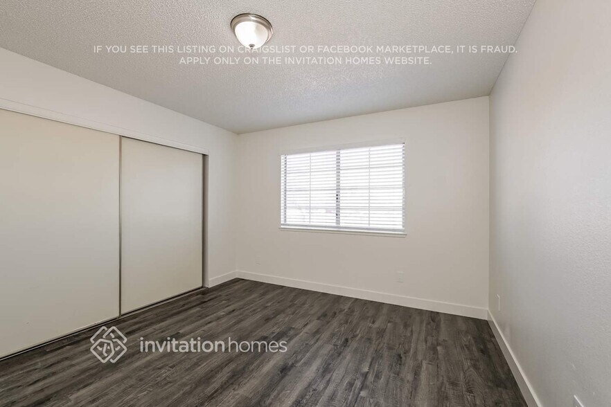 Building Photo - 888 Scarlet Ave