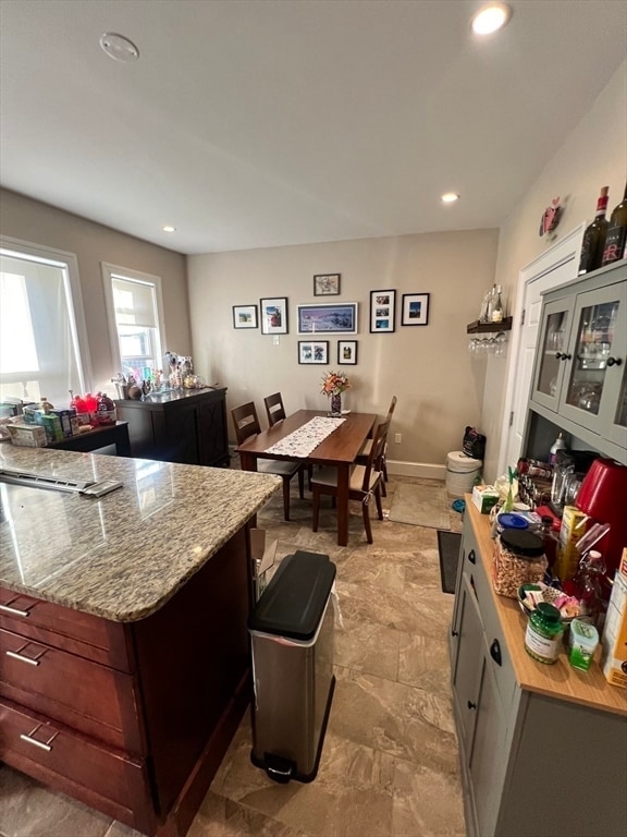 Building Photo - 68 Day St