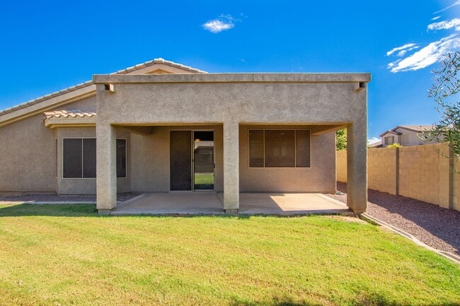 Building Photo - Coming Soon! Spacious Home & Yard with RV ...