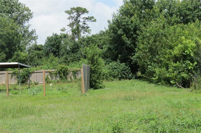 Building Photo - 7949 Lockwood Dr