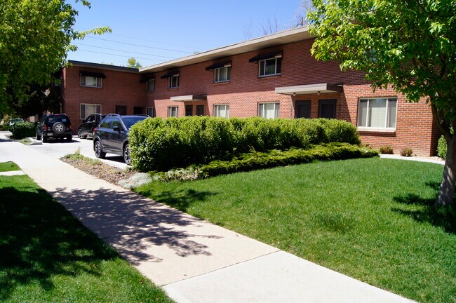 Building Photo - High and Warren