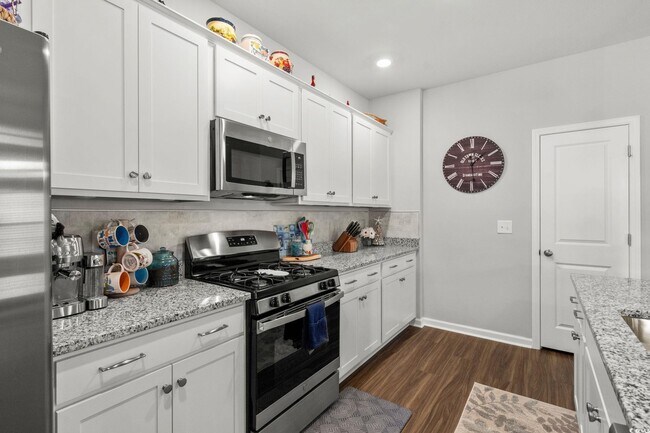 Building Photo - 1440 Bellaria Wy