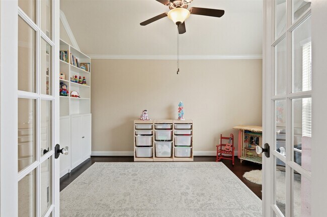 Building Photo - 12911 Chatfield Manor Ln