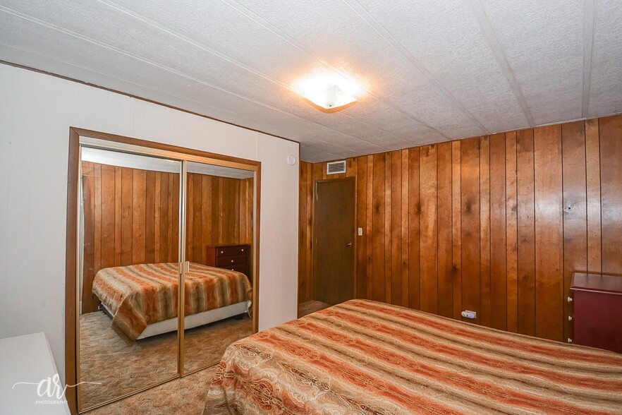 Building Photo - 302 Western Hills Dr