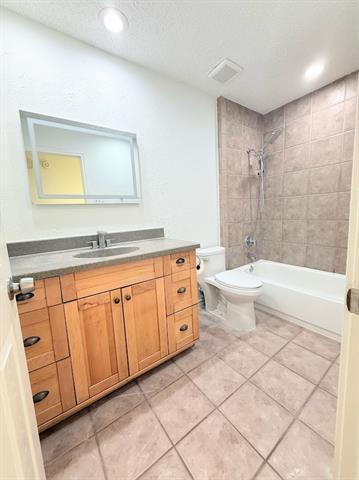 Building Photo - 352 Westwood Ct