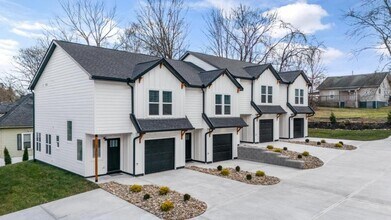 Building Photo - 116 Shipman Dr