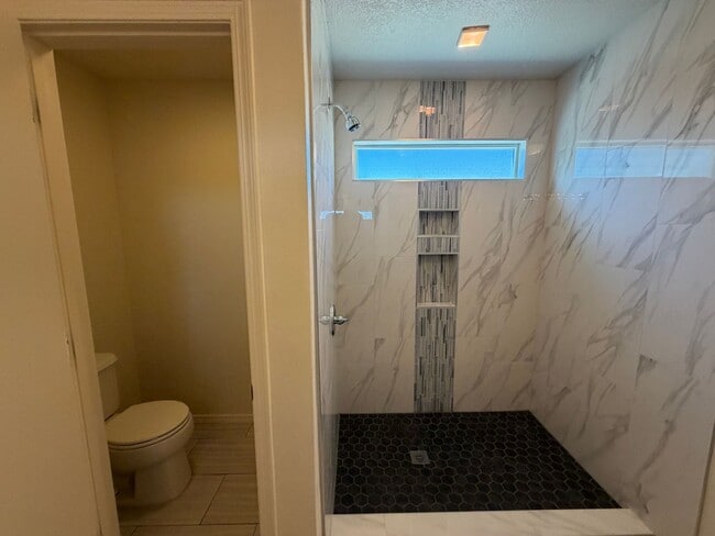 Building Photo - 3 Bedroom Single Story Home Available Near Unser Blvd NW & Irving Blvd NW