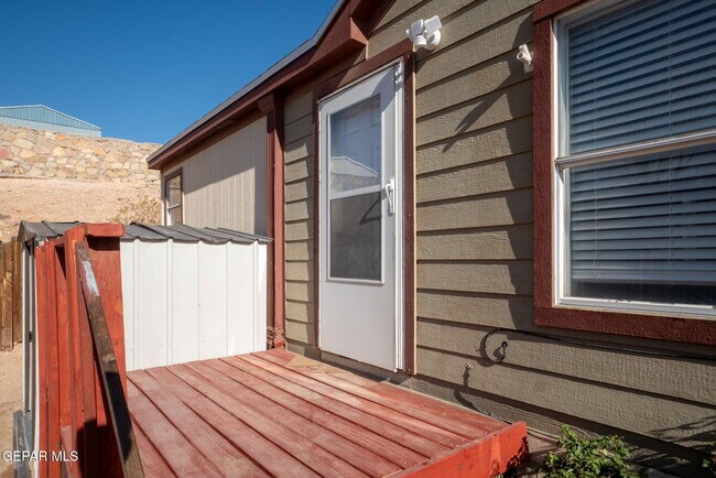 Building Photo - 11827 Quail Bush Cir