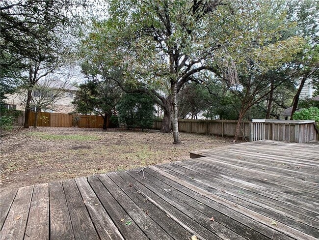 Building Photo - 5726 Taylorcrest Dr