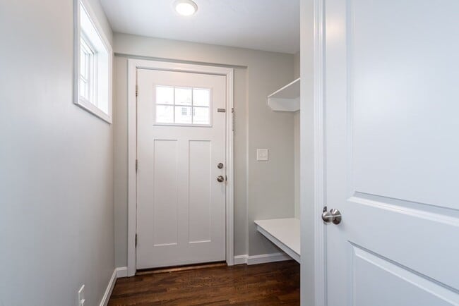 Building Photo - 15 Essex St