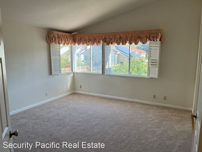 Building Photo - 4 br, 3 bath House - 142 Grenadine Way