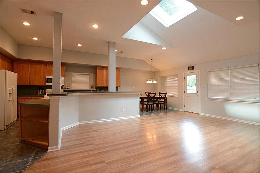 Building Photo - 21606 Glenbranch Dr