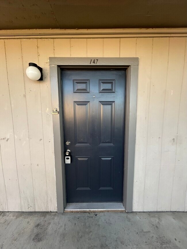 Building Photo - 5550 N Braeswood Blvd