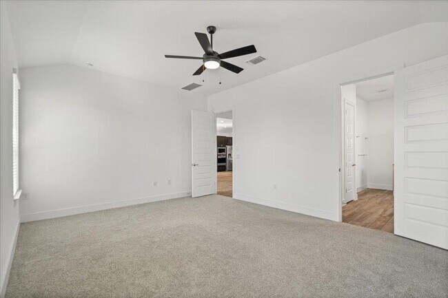 Building Photo - 9704 Boathouse Dr
