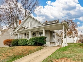 Building Photo - 369 E Tuscarawas Ave