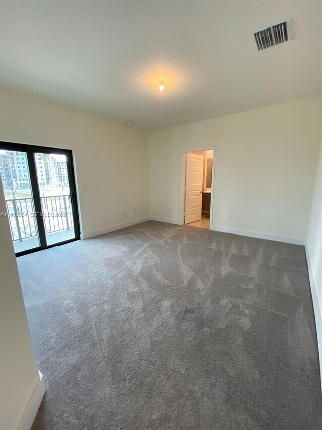 Building Photo - 8379 Central Park Blvd