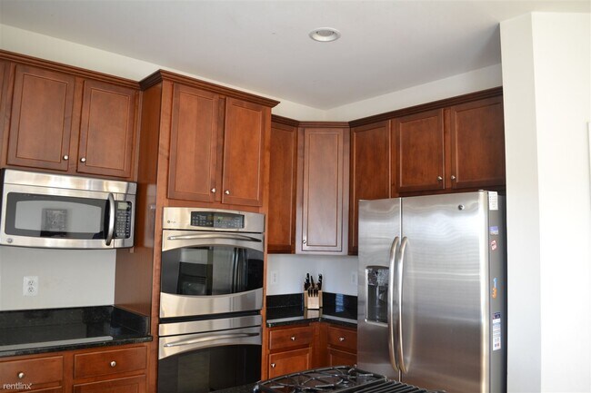 Building Photo - 4 br, 3.5 bath House - 23286 Connie Marie Ter