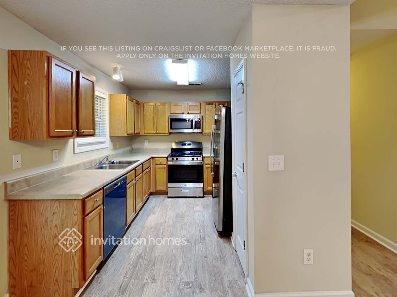 Building Photo - 236 Bainbridge Cir