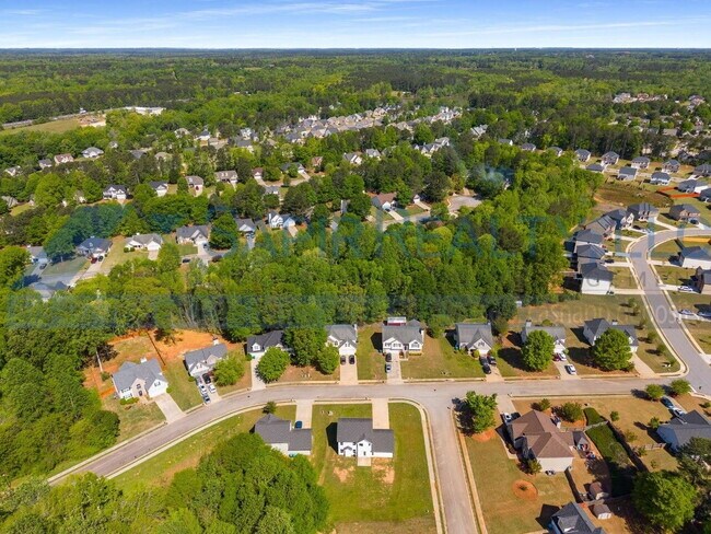 Building Photo - 960 Revere Way