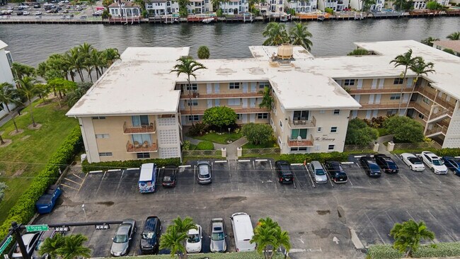 Building Photo - 2400 S Ocean Dr