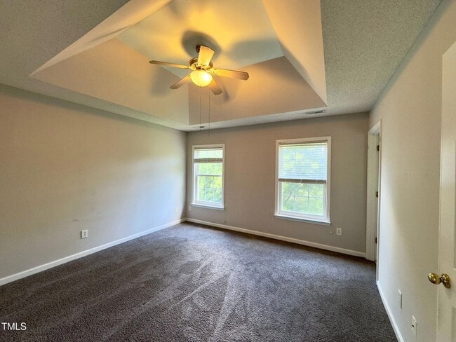 Building Photo - 324 Downing Glen Dr