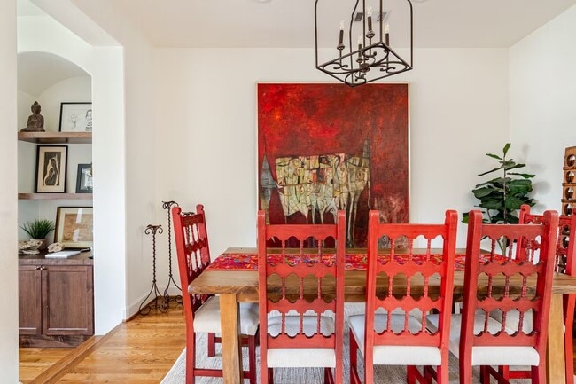 Building Photo - 6515 Minola St