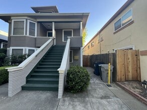 Building Photo - SAC T-2612-2614