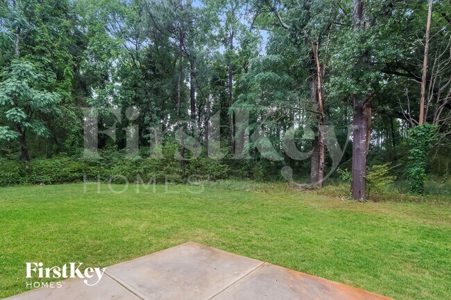 Building Photo - 220 Wellbrook Dr