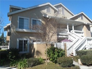 Building Photo - 167 Greenfield