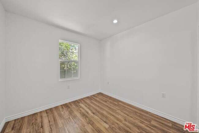 Building Photo - 6712 Cedros Ave