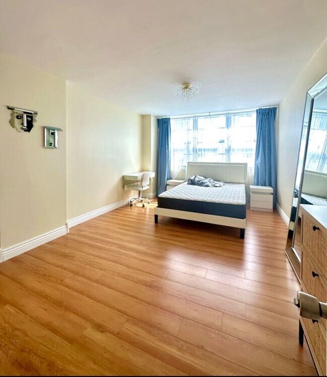 Building Photo - 137 Golden Isles Dr